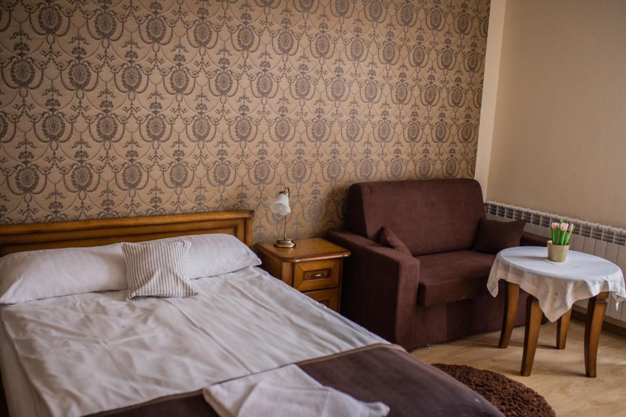 Отель Hotel Przedzamcze Дзялдово